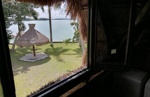 Huay-Pix Cabina | Cabaña al pie de laguna