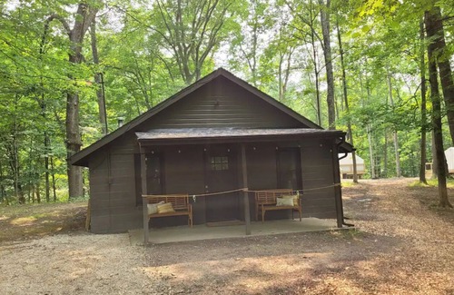 Cuyahoga Falls Cabina | Cabin for 6 in Cuyahoga Valley National Park: Enjoy four-season comfort