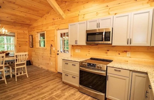 Corinth Cabina | Cabin, lake and moose...OH MY!!
