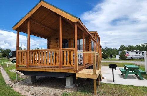 Core Creek Cabina | Cabin: Lower Winter prices! Snowbirds Welcome! Bring your boat for fall fishing