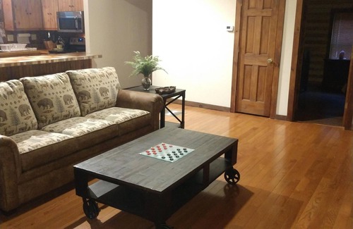 Sylva Cabina | Cabin near Blue Ridge parkway and Lake Junaluska