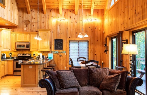 Six Mile Cabina | NUEVAS FOTOS MOSTRAN LO HERMOSO EN LA CAÍDA