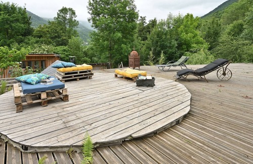 Arrien-en-Bethmale Cabina | Cabaña 'Petit Bouddha' con vistas a la montaña, piscina privada y terraza privada