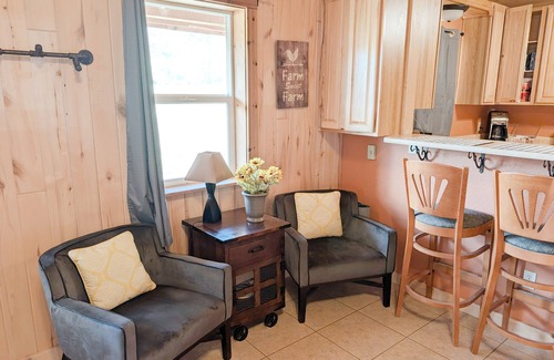 Cortez Casa | Cabin Retreat! Mesa Verde Park + WiFi + Fire Pit
