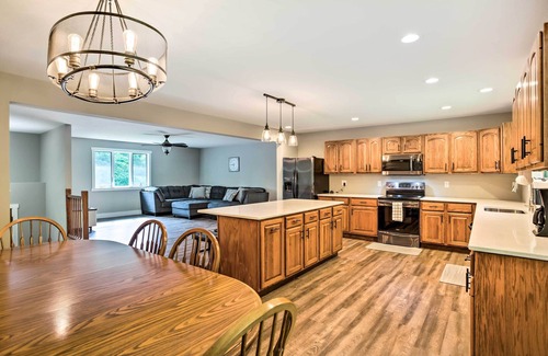 Balsam Lake Cabina | ¡NUEVO! Cabaña con muelle y porche frente al lago Balsam