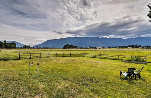 Columbia Falls Casa | Cabin with Porch and View about 19 Mi to West Glacier