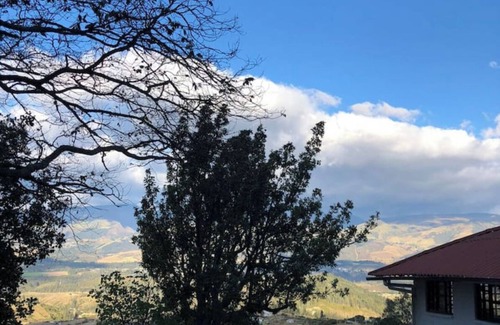 Tumbaco Cabina | Cabaña con Vista Única en Quito