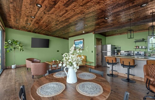 Tennga Cabina | Charming 2-bedroom cabin in peaceful Ocoee with amazing mountain views