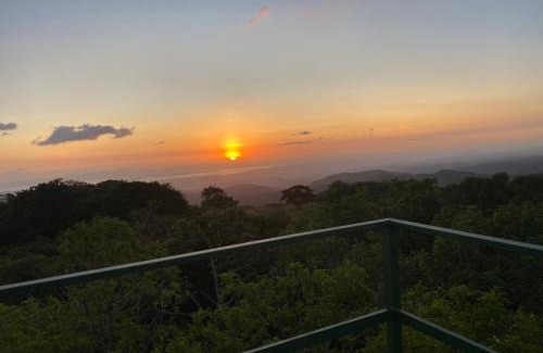 La Lindora Apartamento | Cabina vista al valle Monteverde