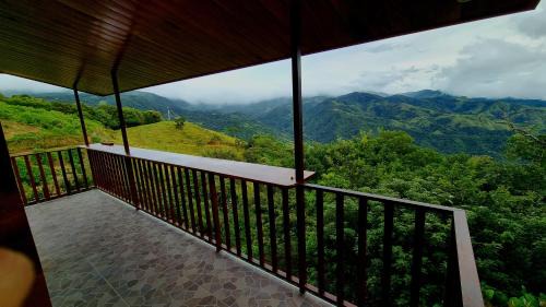 La Lindora Apartamento | Cabina vista al valle Monteverde