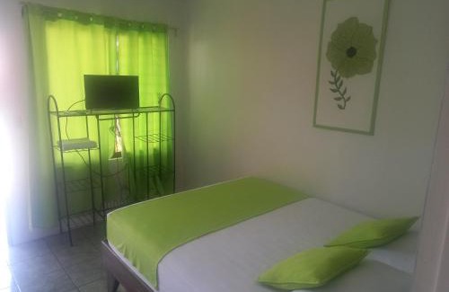 Tárcoles Cama Y Desayuno | Cabinas Maritza