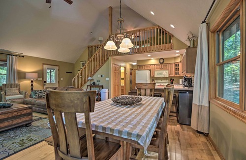 Great Cacapon Cabina | Cacapon River Cabin w/ Private River Access!