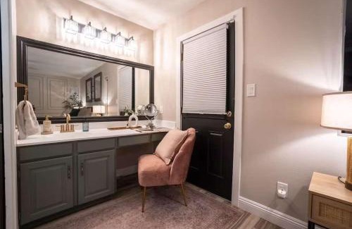 Raskin Estates Casa | Cactus Luxury, Comfort, and Amenities galore!