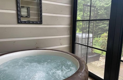 Townsend Casa | Cades Cove Paradise SoftTub Spa Fireplace