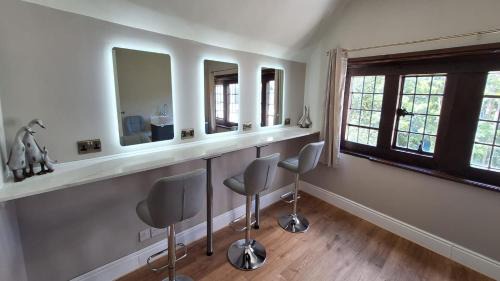 Builth Wells Casa | Caer Beris Manor By Group Retreats