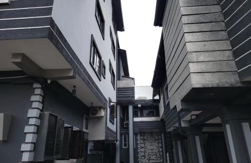 Ikeja Hotel | Caesar's Hotel & Apartment Room 13