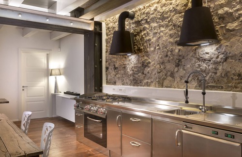 Marina District Casa | Cagliari Marina Guesthouse & Lounge