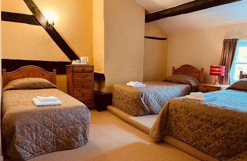 Llanfyllin Hotel | Cain Valley Hotel