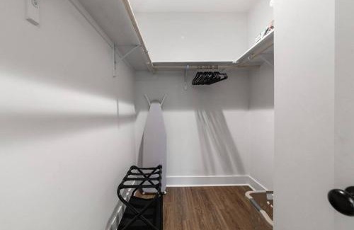 Lafayette Villa | Cajun French House-2 King Beds-Near Sports Complex