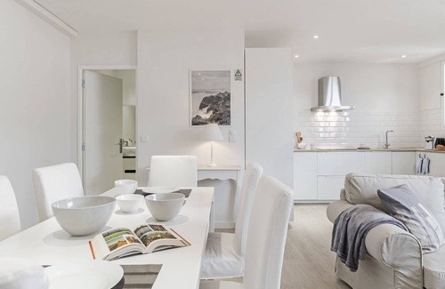 Sao Pedro Apartamento | Calçada do Pico I by An Island Apart