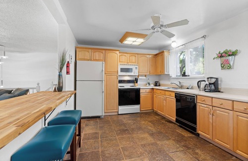 Loveland Casa | Cal King Bed, Sleeps 4, Centrally Located