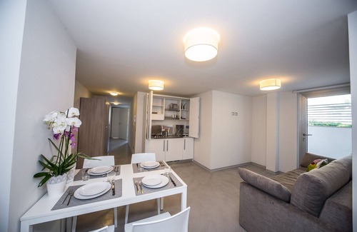 Porto d'Ascoli Apartamento | Suite Cala Luna - Apartamento de cuadros locales