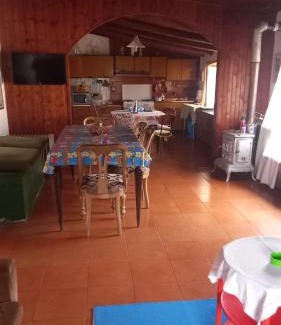 San Roberto Casa | Calabria collina Antico Casale con giardino bio naturale OSTELLO SELF SERVICE ATTREZZATO