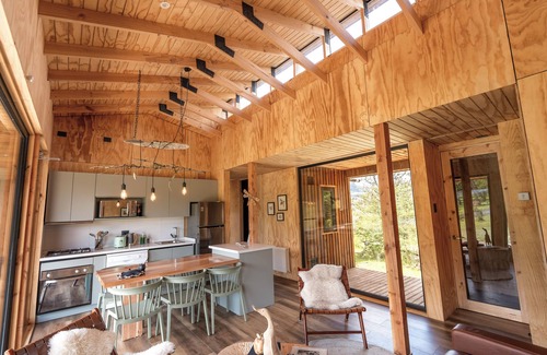 Villa Cerro Castillo Cabina | Refugio Calafate en Carretera Austral - Patagonia con Vista a Cerro Castillo