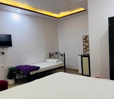 Calangute Hotel | Calangute Beach Inn Goa
