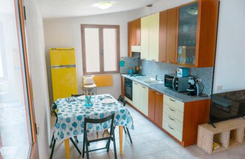 Calasetta Apartamento | Calasetta Comfy Apartment x5 - w/Terrace