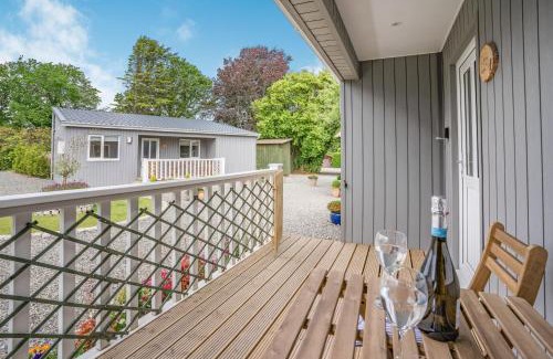 Jameston Casa | Caldey Lodge Bier Wood Lodges