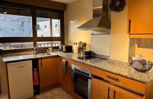 Sallent de Gállego Apartamento | Caleydos - Dúplex diseño by CARDI Suites