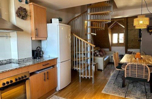 Sallent de Gállego Apartamento | Caleydos - Dúplex diseño by CARDI Suites