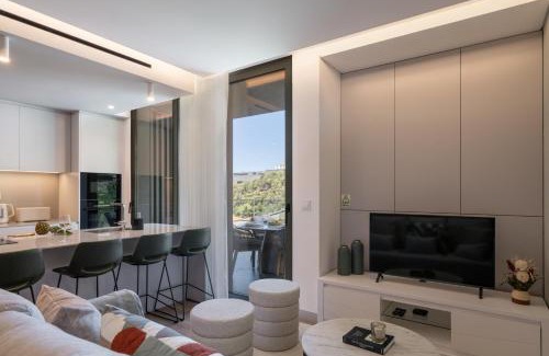 Calheta Apartamento | Calheta Hills I by An Island Apart