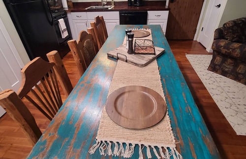Afton Casa | Calhoun Lakehouse on Monkey Island