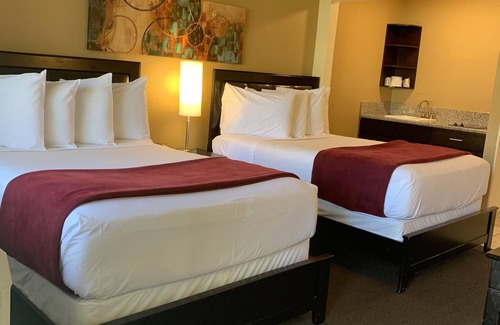 Clairemont Hotel | California Suites Hotel