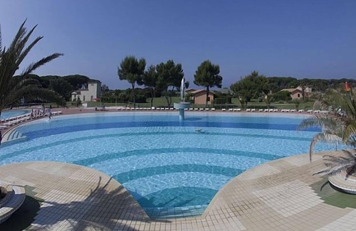 Marina di Montalto Casa | California Village Mobilehome Happy Comfort für 5 Personen