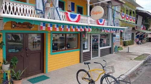 Bocas del Toro Cama Y Desayuno | Calipso Bocastown B&B