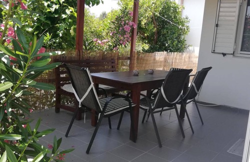 Kakovatos Casa | Tranquilo, en medio de un olivar, cerca de la playa, wifi | Casa de vacaciones Ili