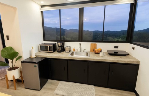 Sierra Casa | Calma Loft Monteverde Rainforest - Epic Views - Santa Elena