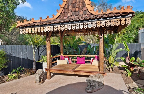 Summerland Condominio | Calming & Serene | Authentic Decor | Seaside