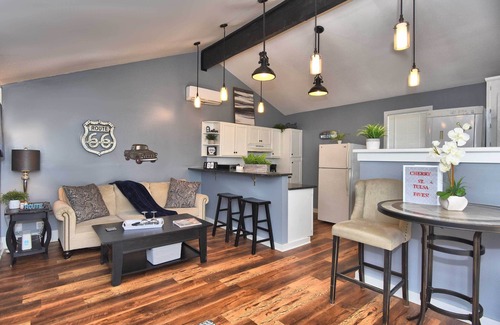 Cherry Street Casa | Calming Tulsa Home, 1/2 Mi to Cherry St Fun!