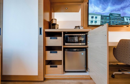 Imperial Hotel | Cambria Hotel El Centro - Imperial