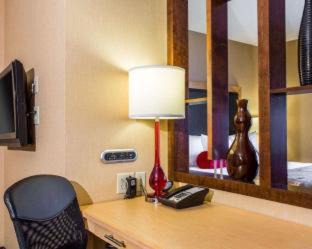 Madison Hotel | Cambria Hotel Madison East