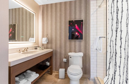 Sobro Hotel | Cambria Hotel Nashville Downtown