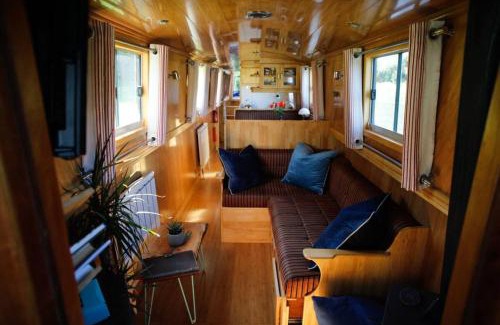 Cambridge City Centre Alquiler De Eote | Cambridge Narrowboats - Beautiful New Moon Narrowboat