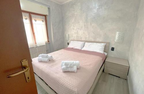 Nettuno Apartamento | CAMI MARE BLU Apartment - Steps from the Sea 50mt & Train and Bus Station