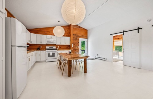 Rangeley Plantation Casa | Camp 17 | Private | Renovated Summer 2025