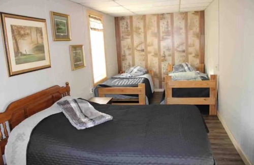 Dunbar Casa | Camp 8 Run directly on atv/snow trails
