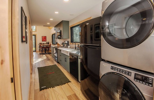 Grand Marais Cabina | Camp Du Nord...a Cozy 2-bedroom cabin in tranquil Grand Marais MN